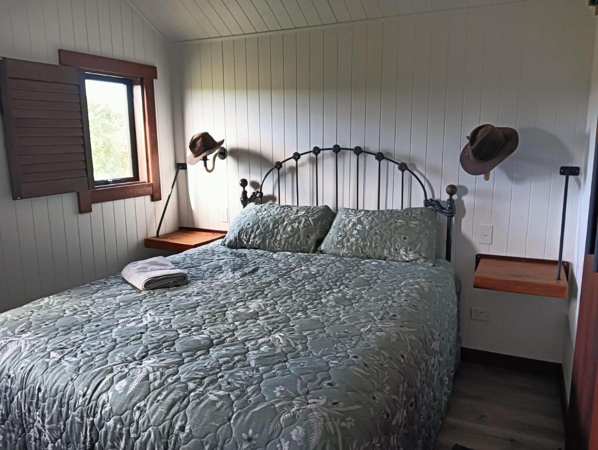 The Hut 56 Villa Whitianga Exterior foto